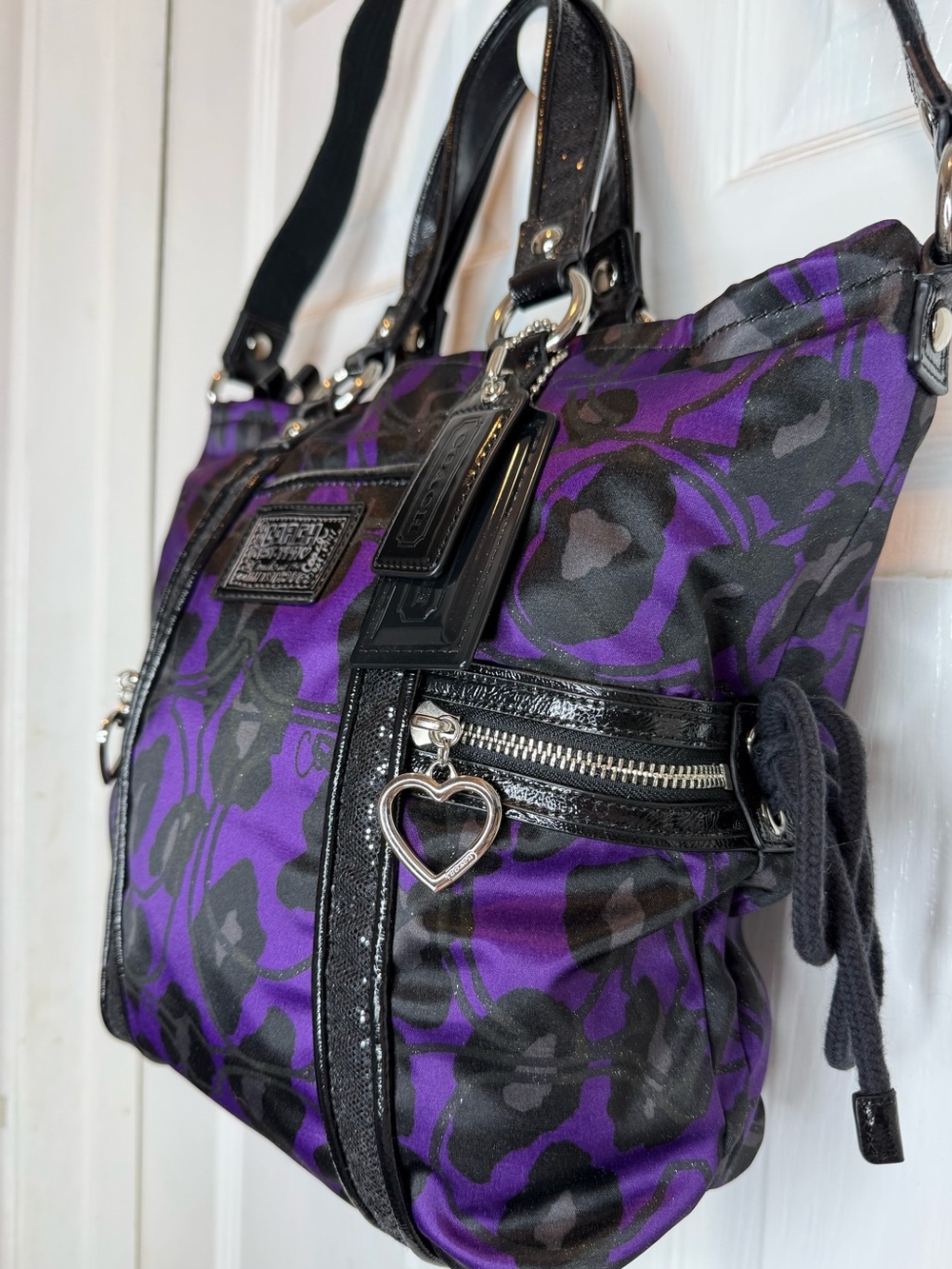COACH POPPY OCELOT PURPLE DAISY GLAM GLITTER TOTE BAG - Picture 2 of 16